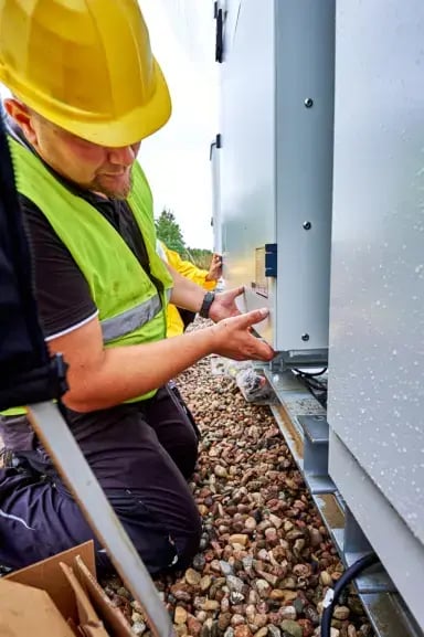 230914_PVA_Laerz_Anlieferung_Batteriespeicher_IH_044