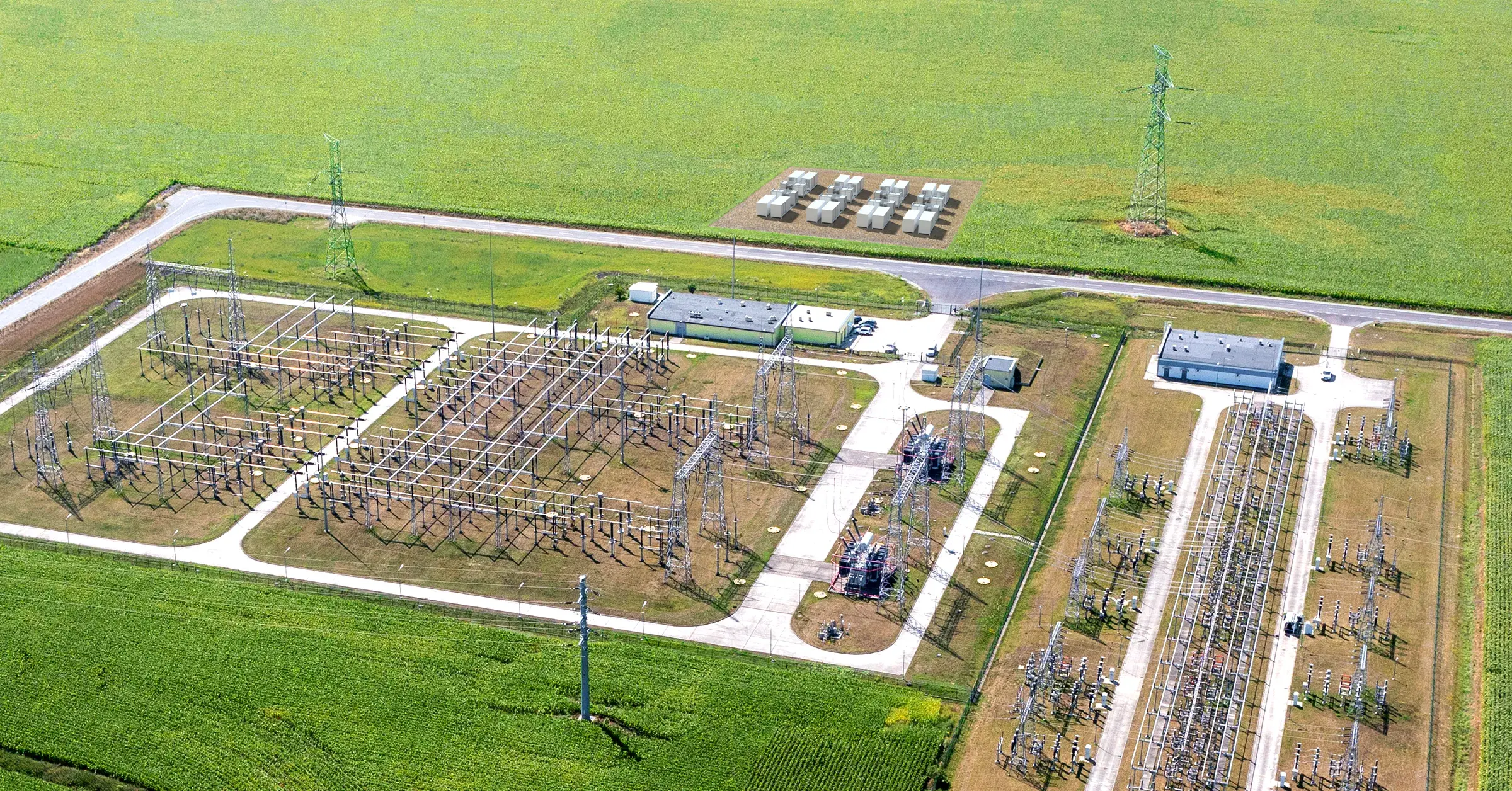 Momentanreserve mit Batteriespeichern: Wie Grid Forming das Stromnetz stabilisiert