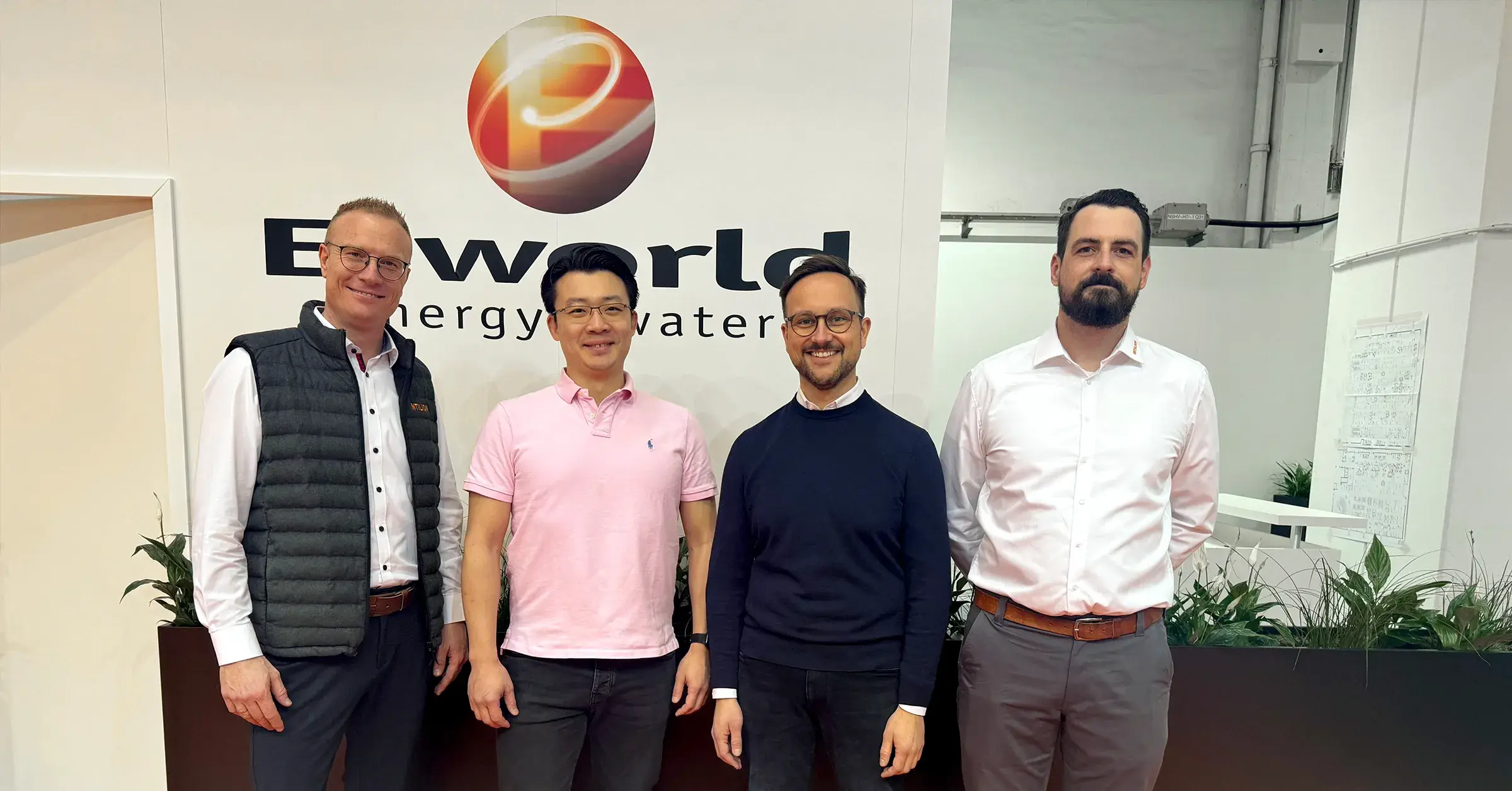 Energiespeicher für Regelenergie- und Spot-Märkte: INTILION liefert vier Netzspeicher an Energie-Start-Up Purpel Energy