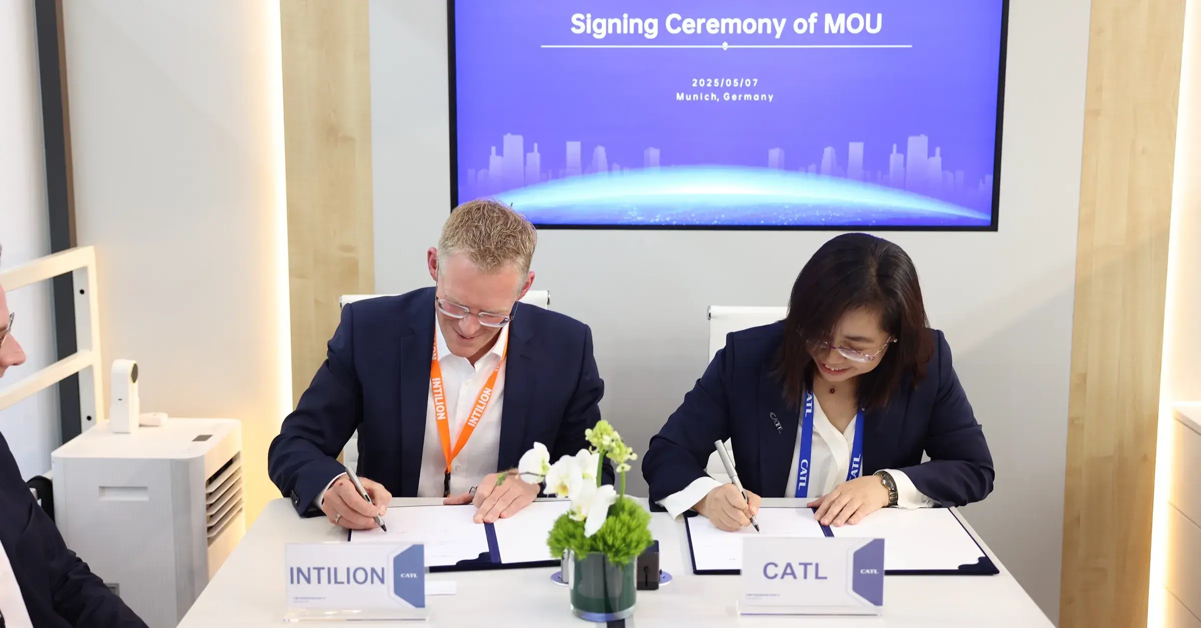 CATL und INTILION vertiefen Partnerschaft zur Beschleunigung der Energiewende in der DACH-Region – 10 GWh als Zielmarke