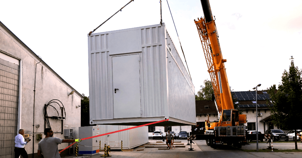 Delivery of the large storage tank intilion