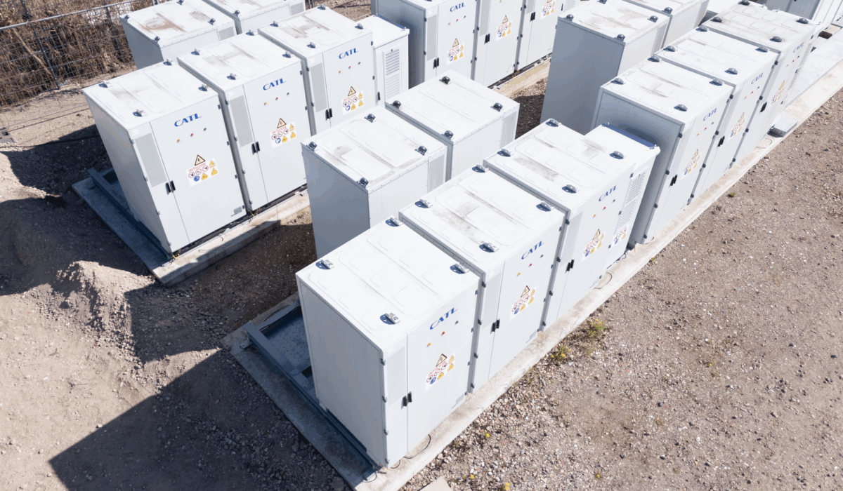 Luftaufnahme eines Großspeichersystems in Racksystem-Bauweise bei den Stadtwerken Dinslaken